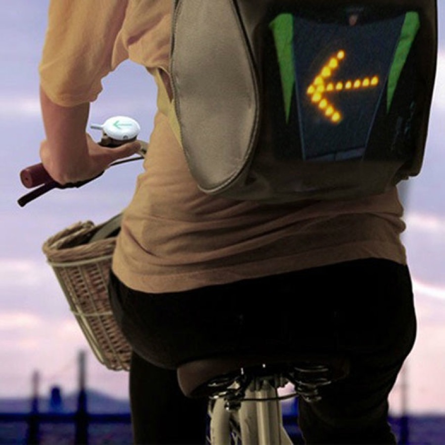 foto del Backrest sulla schiena di una ciclista