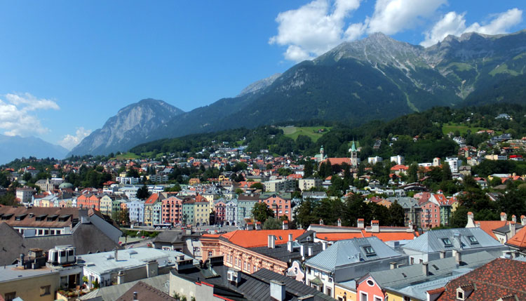 Una panoramica sulla città austriaca di Innsbruck