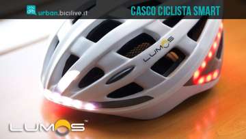 Lumos, il casco per ciclisti intelligente che mette la freccia