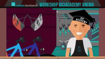 negozioante di bici dopo il workshop bici academy ancma