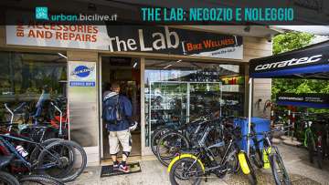 foto del negozio the lab di riva del garda