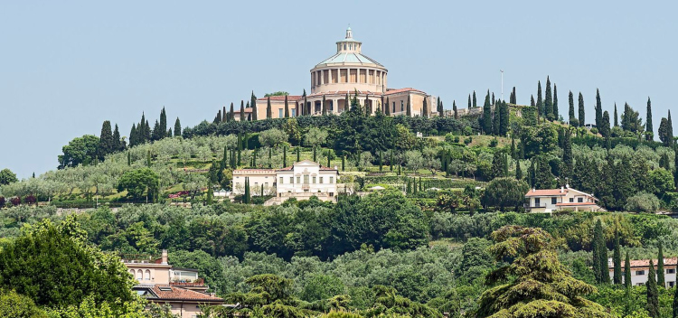 Santuario della Madonna di Lourdes cornice del Verona Cycling Show 2018
