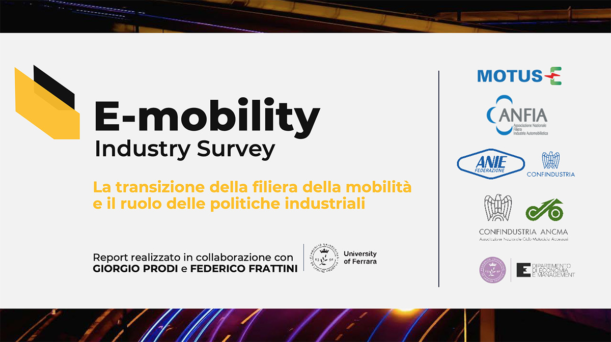 Copertina del report sulla transizione industriale e la mobilità elettrica creato da motus-e, Anfia, confindustria e ancma