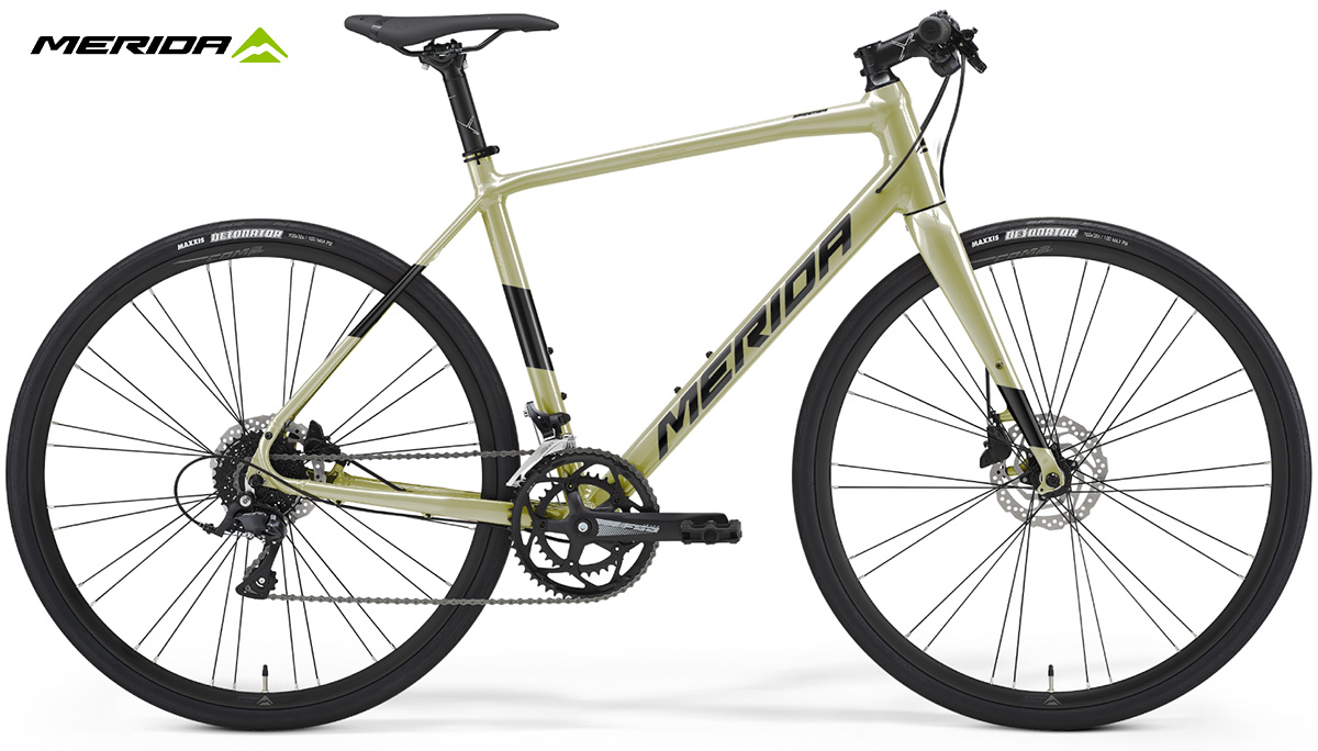 La nuova bicicletta urban Merida Speeder 100 in colorazione Silk Champagne