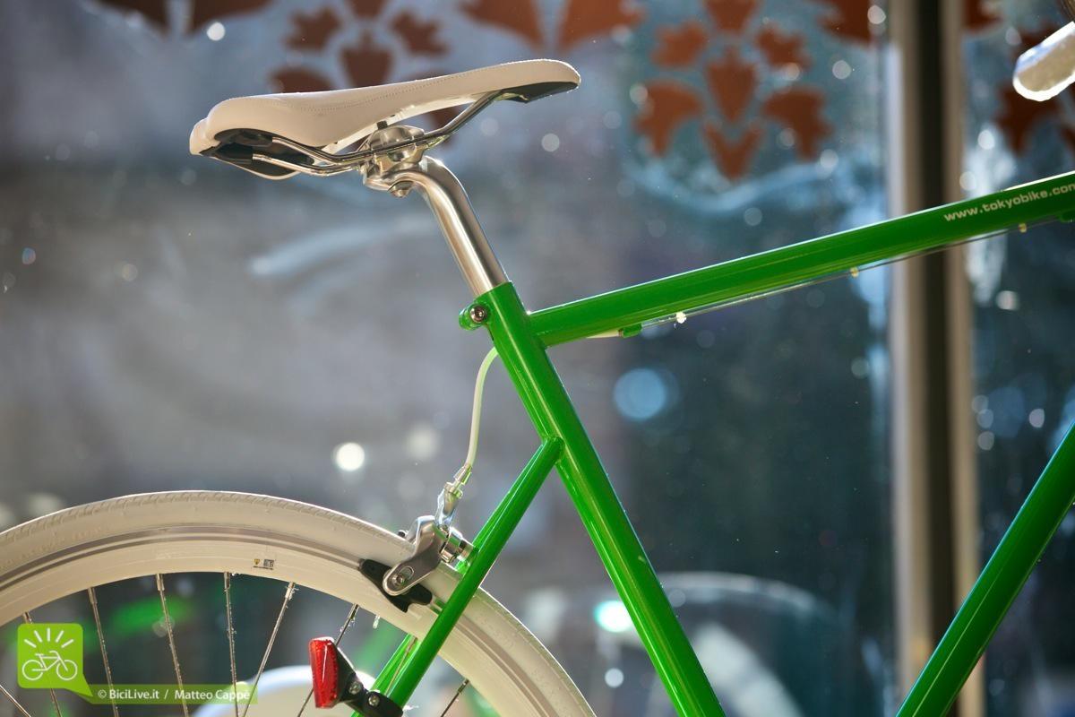 Il dettaglio di una bicicletta TokyoBike