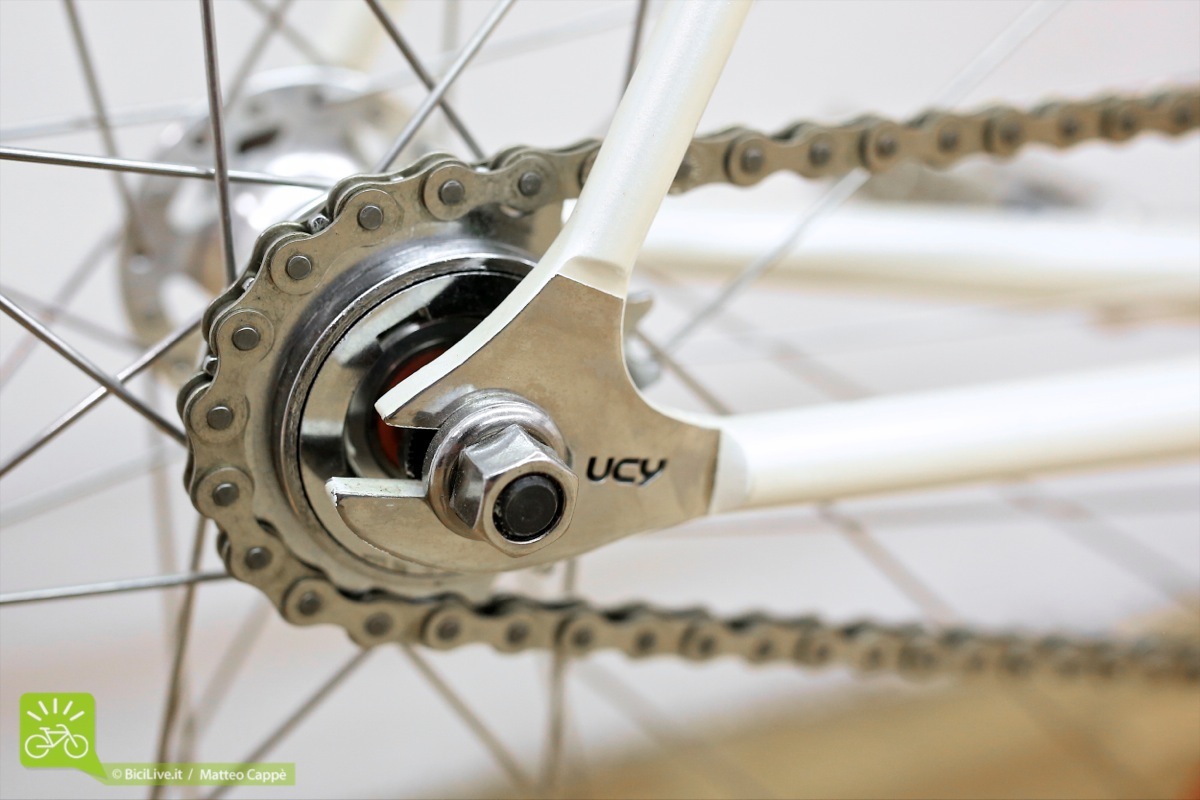 Il dettaglio di una bicicletta UCycles